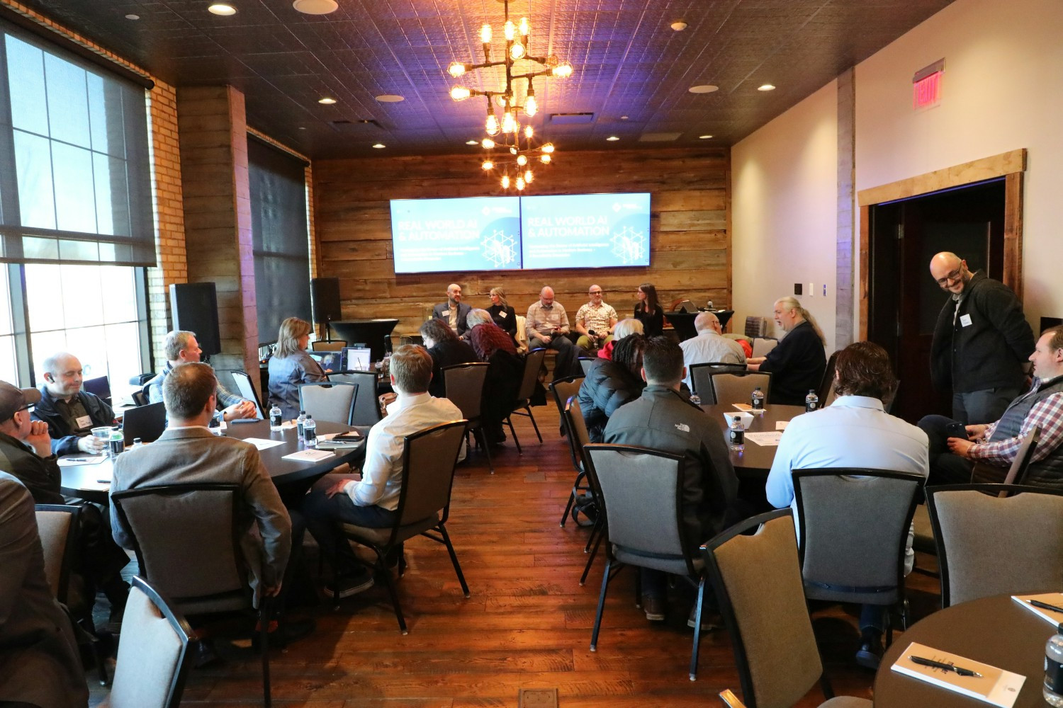 Moser hosts roundtable thought leadership events for our clients and partners.